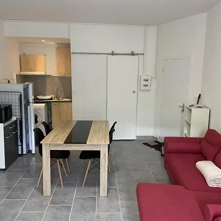 L Estacio Villefranchois Villefranche-de-Rouergue